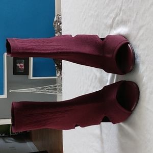 Guess burgundy heels size 7.5